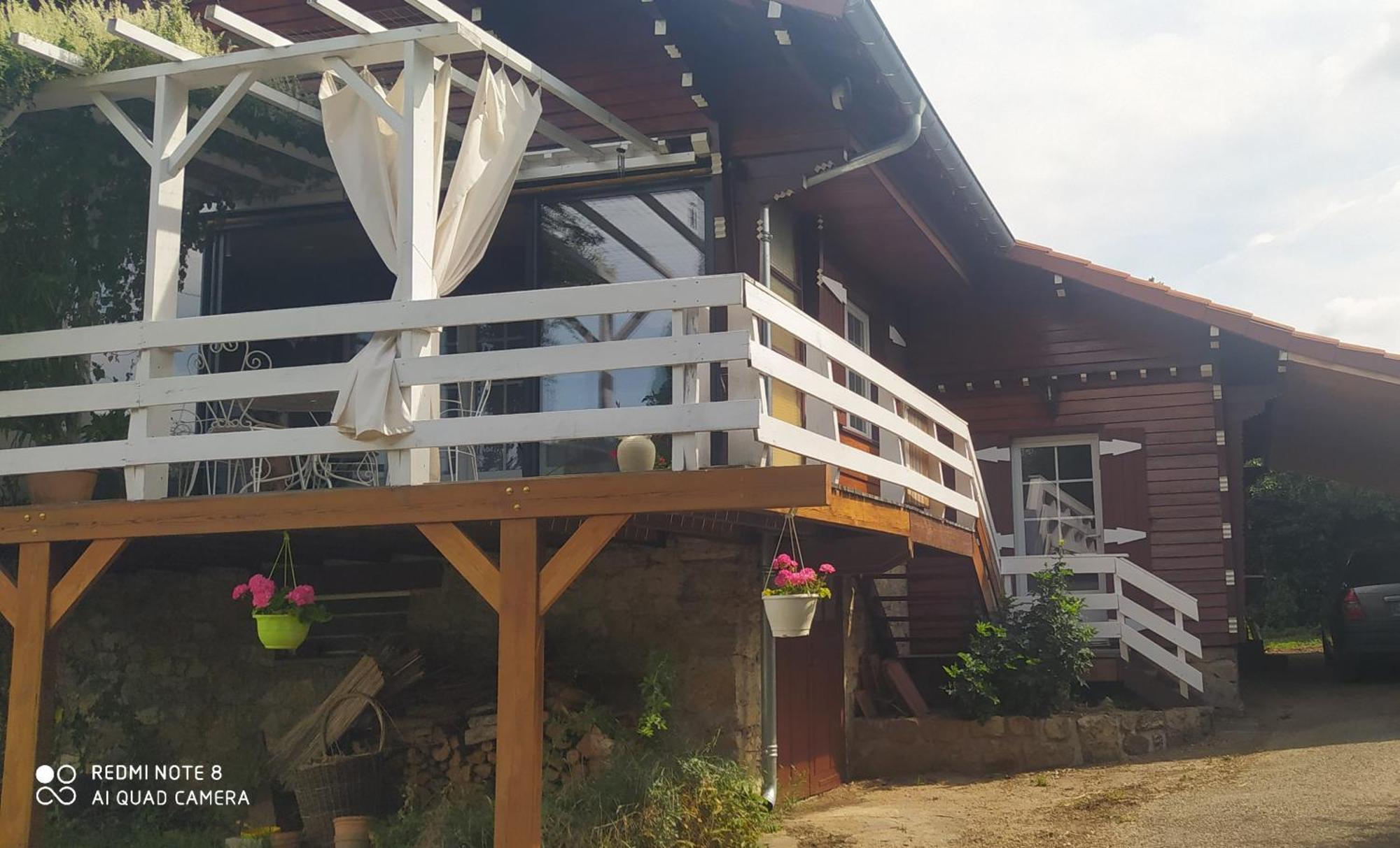 Logement Independant Attenant A Une Maison Dans Grand Jardin Retournac Εξωτερικό φωτογραφία